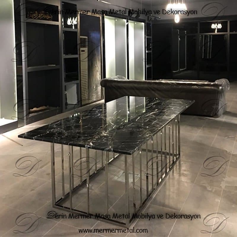 Siyah Mermer Yemek Masası