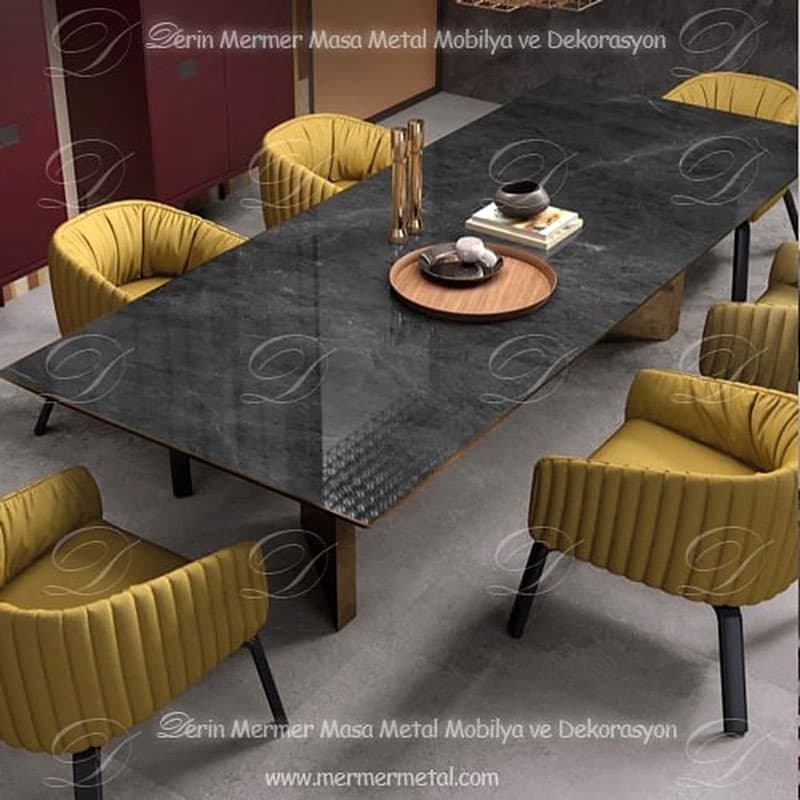 Siyah Mermer Yemek Masası