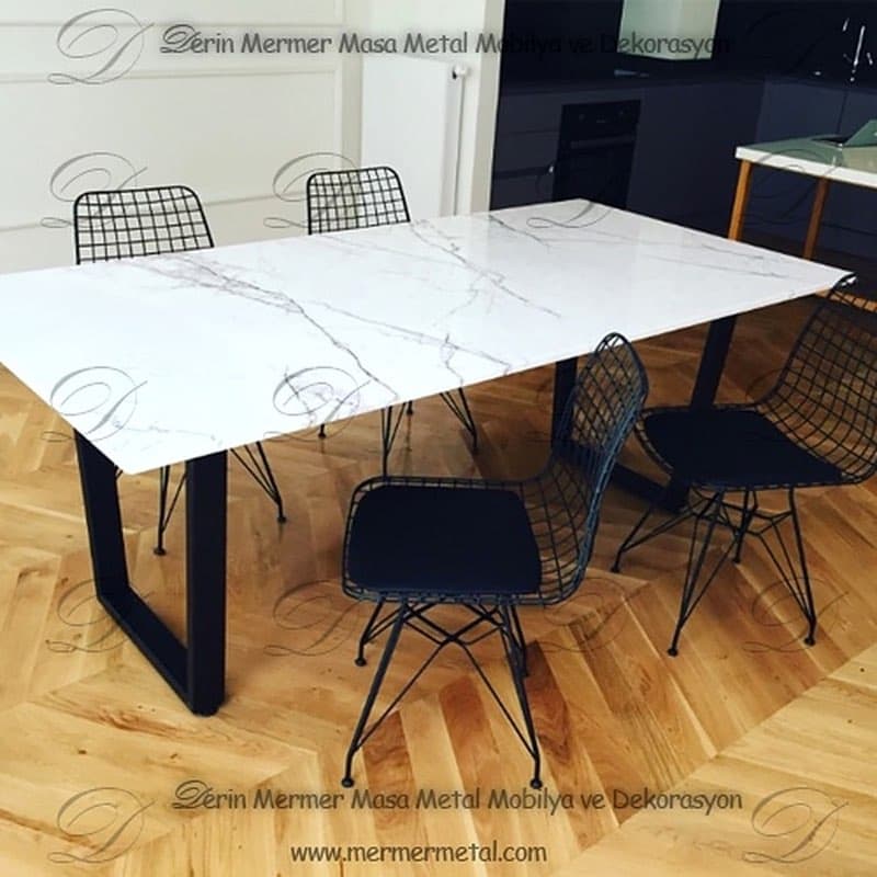 Mermer Yemek Masası