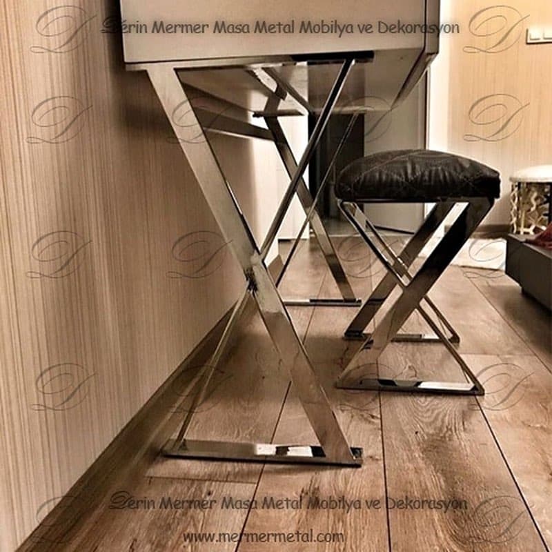 Metal Mermer Dresuar