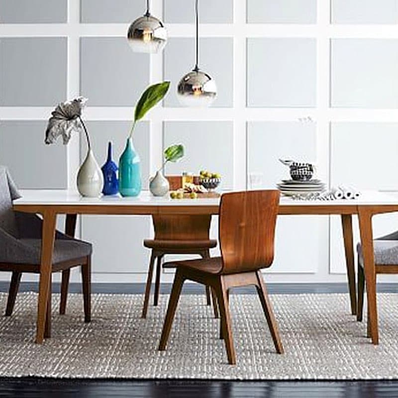 Beyaz ve Kahverengi Mermer Masa