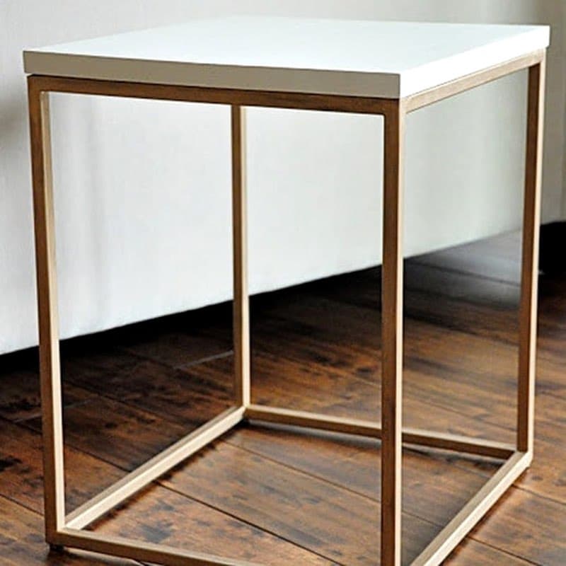 Beyaz Kare Mermer Yan Sehpa