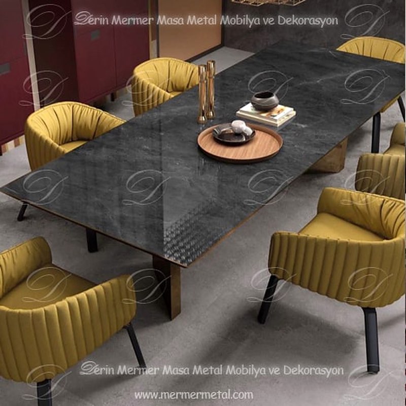 Siyah Mermer Yemek Masası